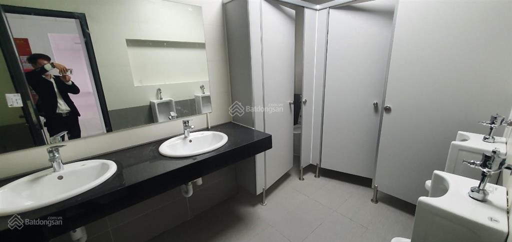 Cho thuê văn phòng hoàng mai giá rẻ, diện tích 50m2, giá thuê 7,5 tr/th, nhà mới xây xong
