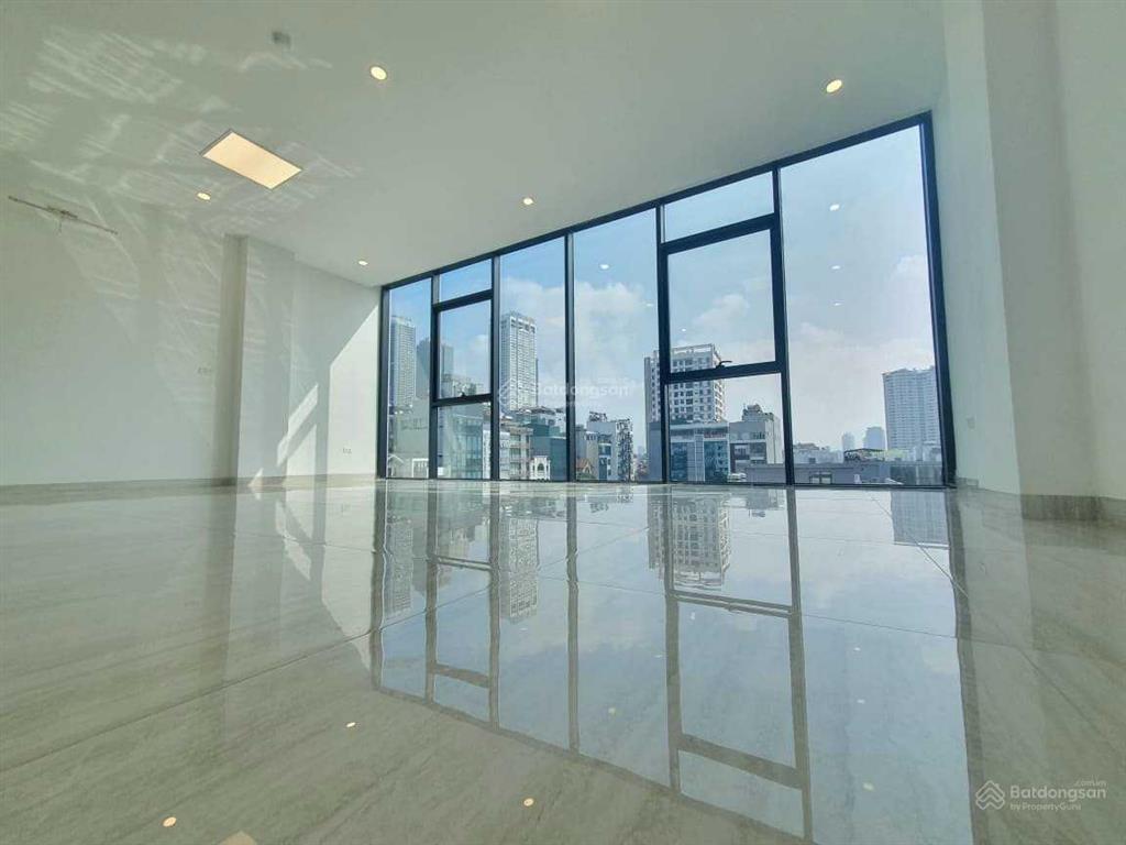 Cho thuê văn phòng nguyễn văn huyên  nghĩa tân, dt 65m2, giá thuê 12tr/th, view kính