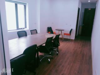 Cho thuê văn phòng duy tân  quận cầu giấy. dt 40m2 giá thuê 7tr/th