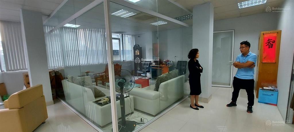 Cho thuê văn phòng giải phóng dt đa dạng 50m2 giá 8 triệu