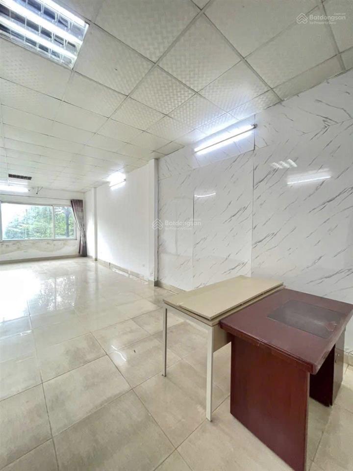 Cho thuê văn phòng tại trần vỹ, 8 triệu, 80 m2, đầy đủ tiện nghi