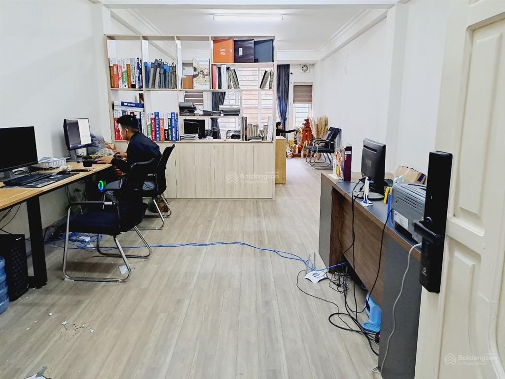 Cho thuê văn phòng hoàng mai giá 8,5tr/tháng dt 65m2