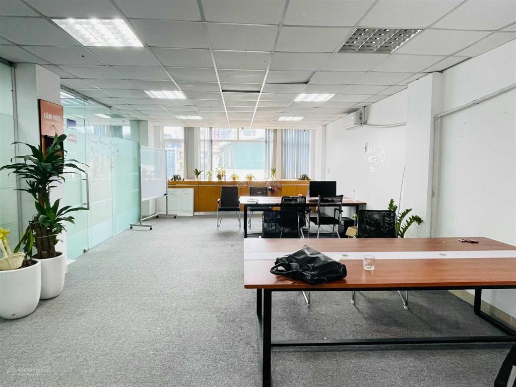 Cho thuê văn phòng hoàng mai giá 8,5tr/tháng dt 65m2