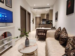 Bán nhà hẻm ô tô 32.5m2 tại hẻm 393, trần hưng đạo, q1, giá 8 tỷ