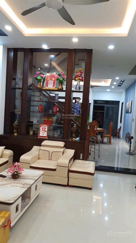 Chủ ngộp bank giảm 2 tỷ bán gấp chính chủ gửi bán nhà 3 tầng kdc centana điền phúc thành