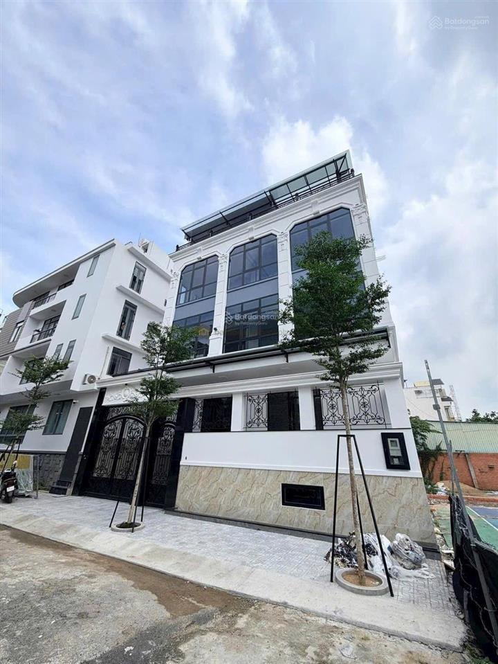 Bán tòa nhà góc 2mt đường 7b an phú an khánh quận 2  dt 187.6m2 (10 x 20m) / 51 tỷ