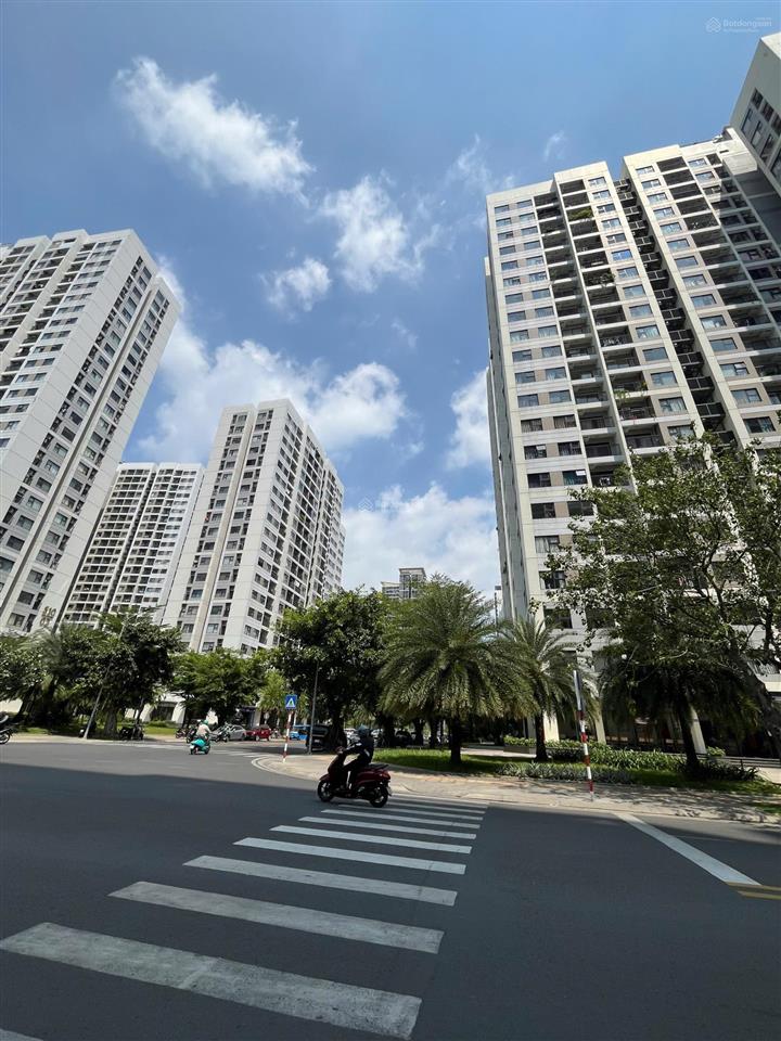 Bán shophouse mặt tiền đường 30 m2 27.3m2 giá 7.5 tỷ sẵn hợp đồng thuê 25tr/th tại the origami .