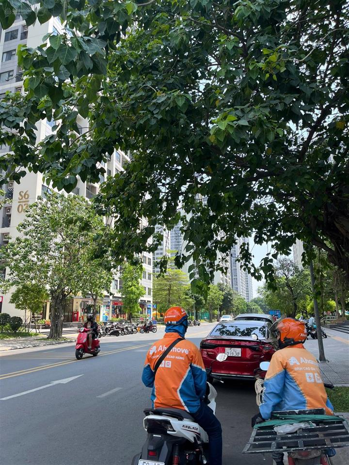 Bán shophouse mặt tiền đường 30 m2 27.3m2 giá 7.5 tỷ sẵn hợp đồng thuê 25tr/th tại the origami .