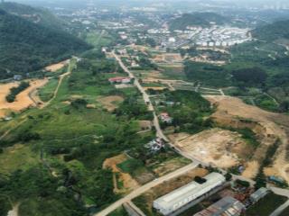 Bán 3600m2 đất mặt đường bãi dài xã yên xuân, đất hai mặt tiền.  0967 691 ***