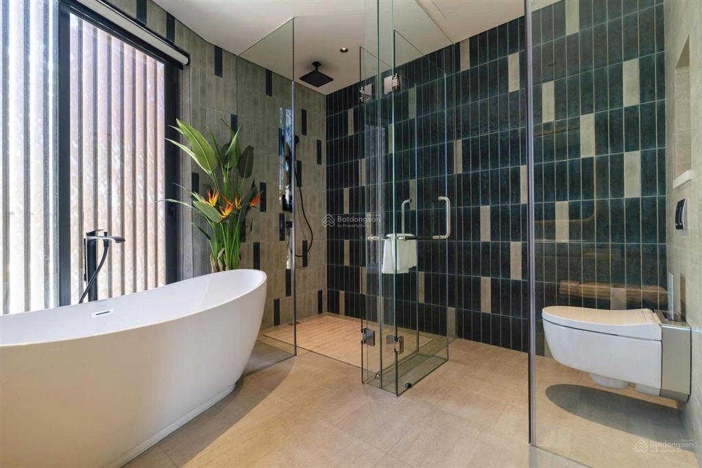 Bán căn penthous tổng thống tại charm resort long hải, 28 tỷ, 258.3m2, 2pn, 3wc view trực diện biển