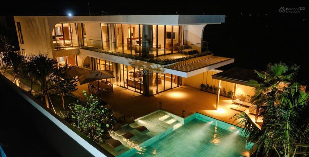 Bán biệt thự mặt biển ixora hồ tramf  giá 65,8 tỷ, 520m2, 4pn, 4wc, 2 tầng trực diện biển
