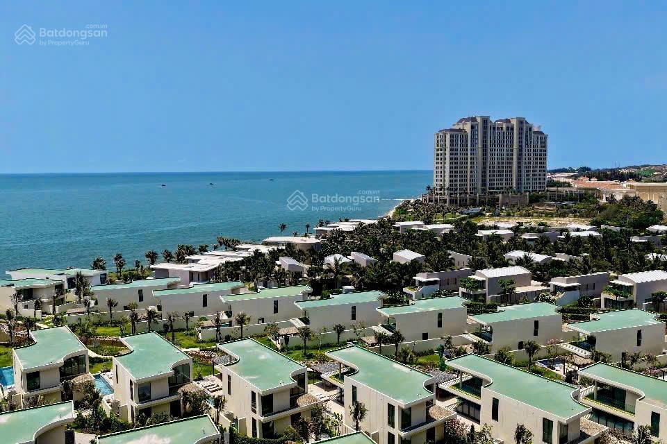 Bán căn hộ view trực biển ixora 2 hồ tràm, 3,533 tỷ, 51m2, 1pn, 1wc, đông nam + bình minh