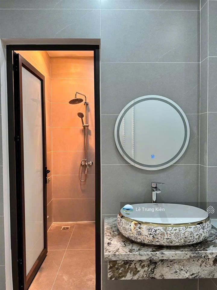 Bán nhà 4 tầng mặt đường trần bá lương hưng đạo dương kinh, hải phòng.