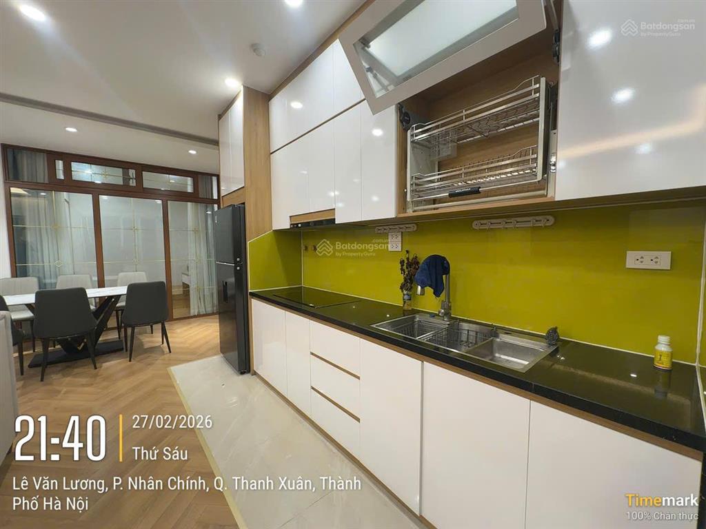 Tôi bán căn hộ 18t khu trung hòa nhân chính, 119m2, có 3 phòng ngủ 2 wc giá rẻ