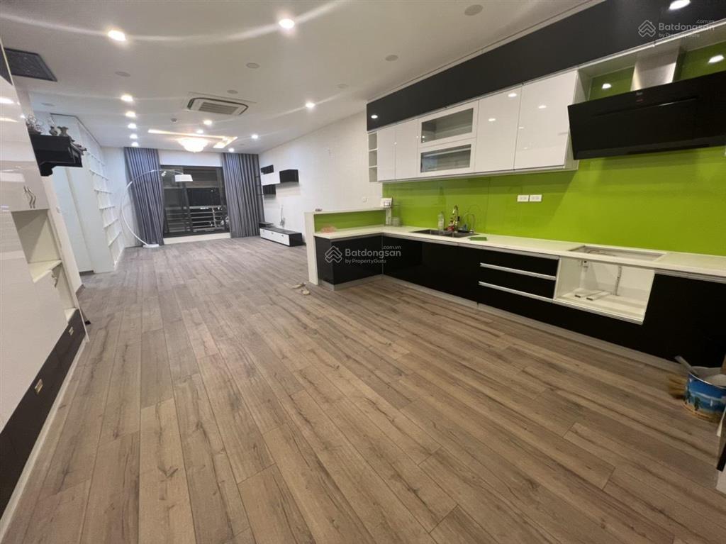 Bán căn hộ tòa m3  m4, nguyễn chí thanh 96m2, 3 phòng ngủ, sổ đỏ chính chủ