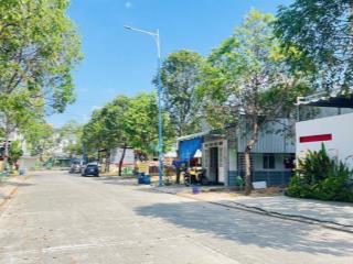 Cần bán gấp lô đường n7 đường thông mỹ phước 4. dân kín. bán gấp giá tốt