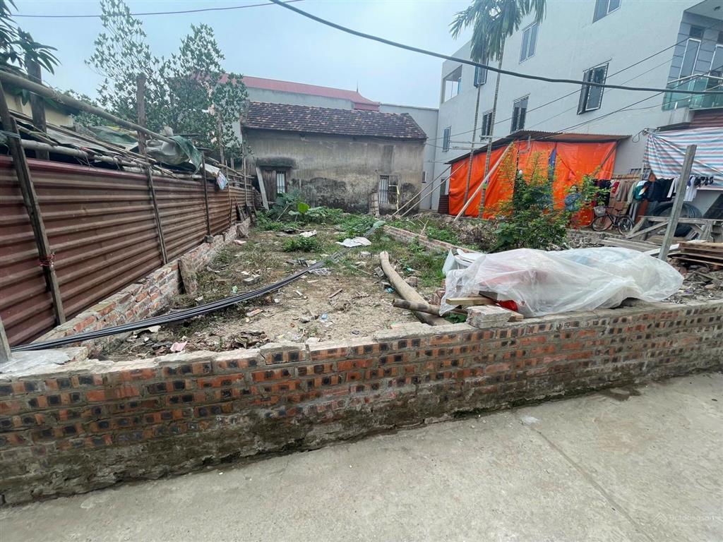 48,8m2 hồng hà ngõ thông, mặt tiền 4m bằng hậu sát cạnh là cụm công nghiệp hồng hà và đường 20m