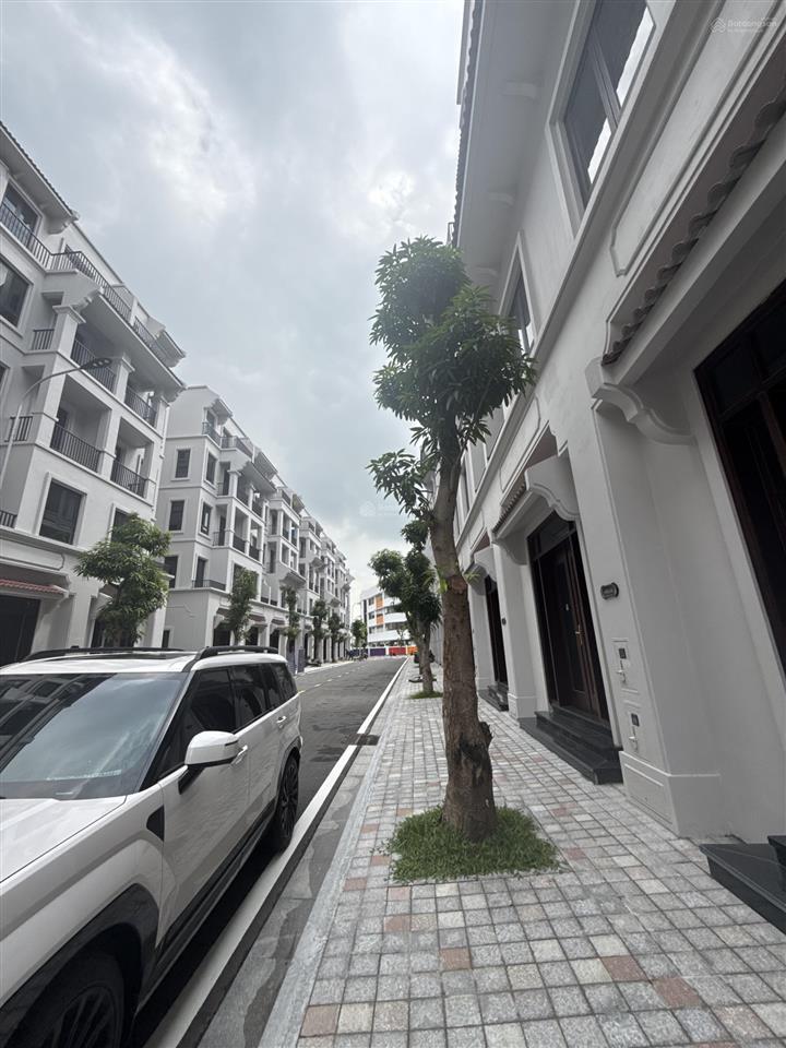 Giá hời liền kề nhật nguyệt đông nam vinhomes cổ loa giá chỉ 17,2 tỷ bao phí 0948 692 ***