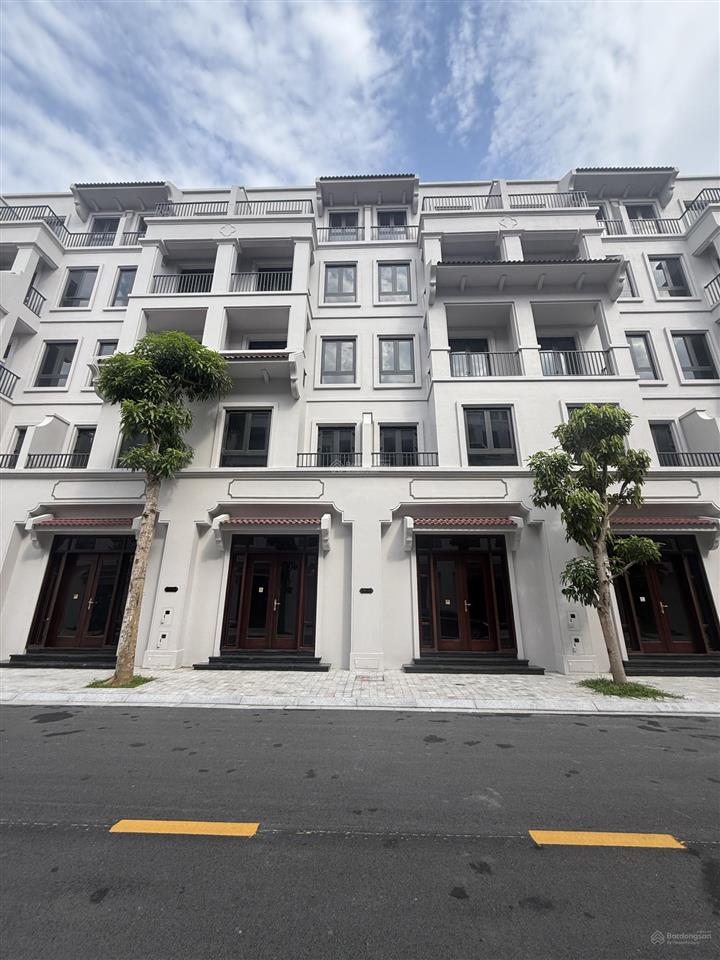 Giá hời liền kề nhật nguyệt đông nam vinhomes cổ loa giá chỉ 17,2 tỷ bao phí 0948 692 ***