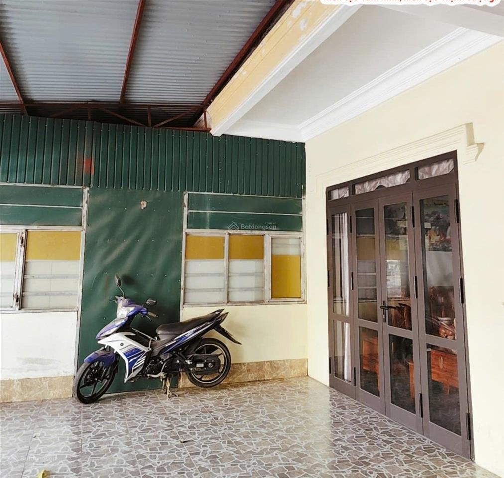 Bán nhà 2 tầng nở hậu cực đẹp đường trần hưng đạo