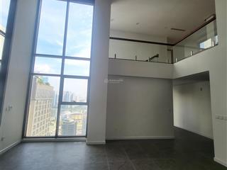 Bán penthouse 300m2 mặt phố duy tân  cầu giấy full nội thất (bctây nam)  0987 106 ***