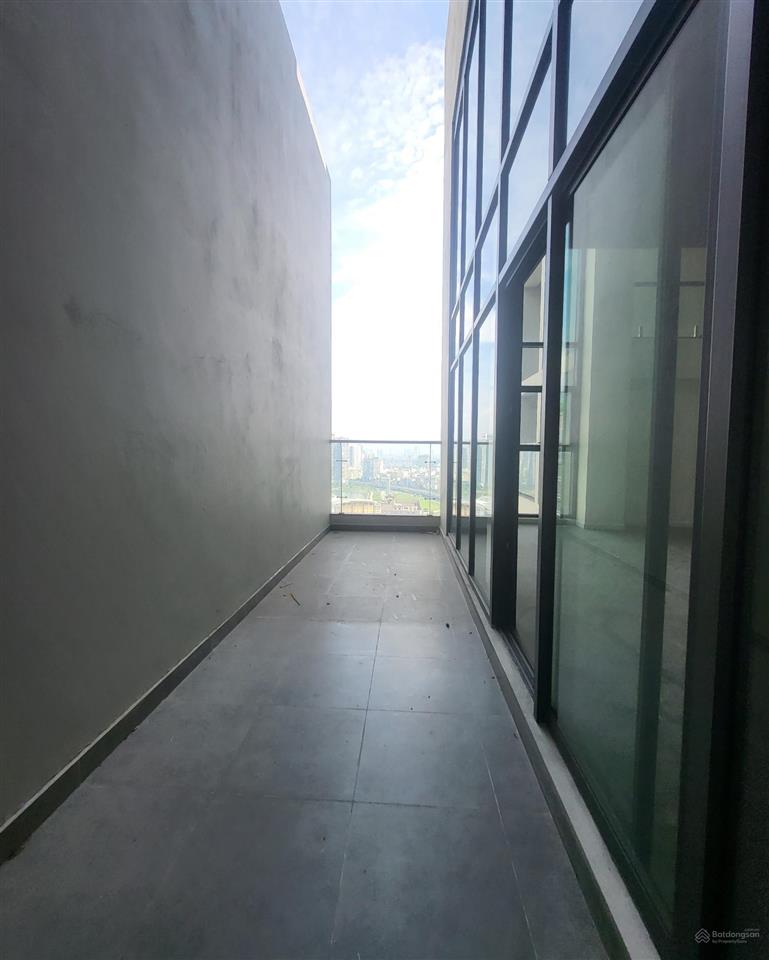 Skyvilla 300m2 dreamland bonanza mặt phố duy tân  giá siêu tốt (bàn giao cơ bản).  0987 106 ***
