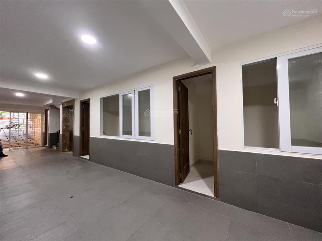 Cho thuê np mặt tiền nguyễn thị thập 30m, 100m2, 85 triệu ở khu đô thị him lam kênh tẻ, q7