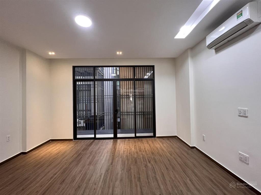 Cho thuê np mặt tiền nguyễn thị thập 30m, 100m2, 85 triệu ở khu đô thị him lam kênh tẻ, q7