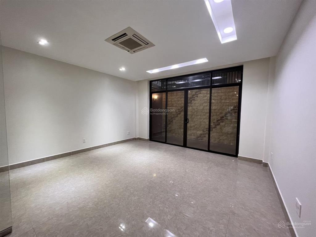 Cho thuê np mặt tiền nguyễn thị thập 30m, 100m2, 85 triệu ở khu đô thị him lam kênh tẻ, q7