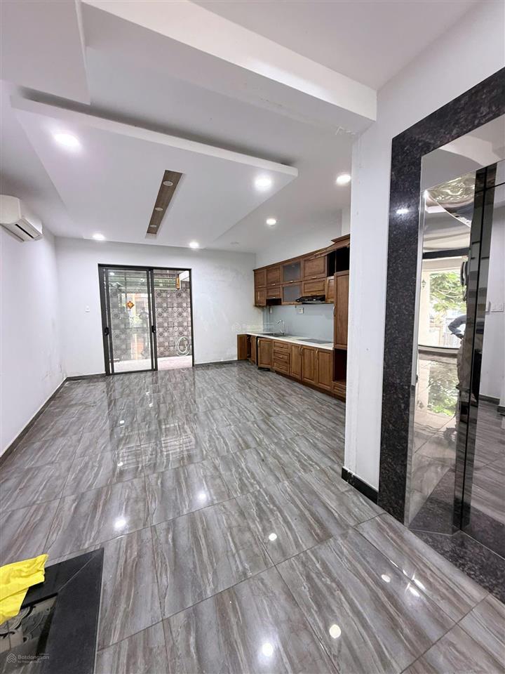 Cần cho thuê nhanh nhà phố him lam ở và văn phòng, có tháng máy chỉ 45 triệu/tháng