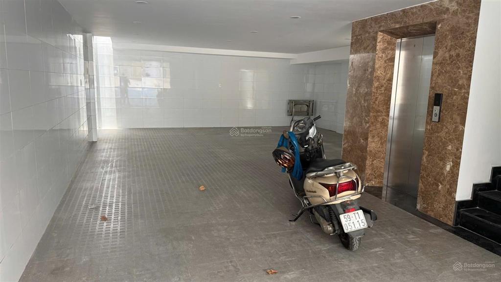 Cần cho thuê biệt thự him lam kênh tẻ, có thang máy, làm văn phòng. giá 90 triệu