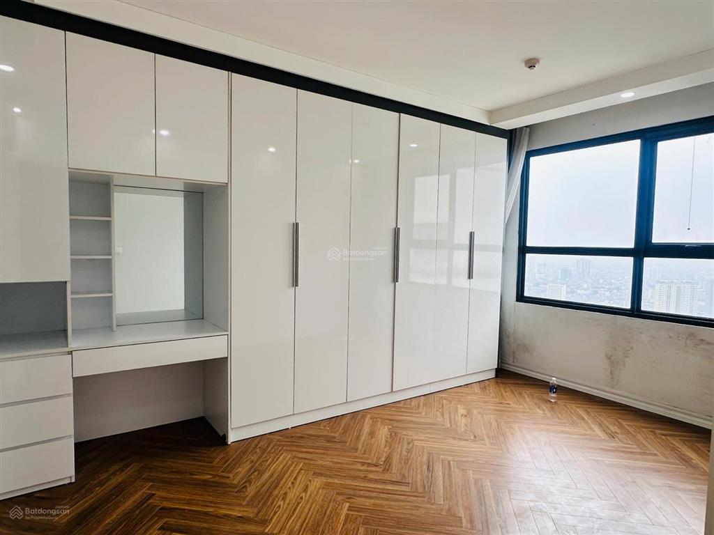 Bán căn hộ chung cư vinhomes d'capitale, 14 tỷ, 101 m2, 3pn, 2wc, đầy đủ nội thất tại hà nội