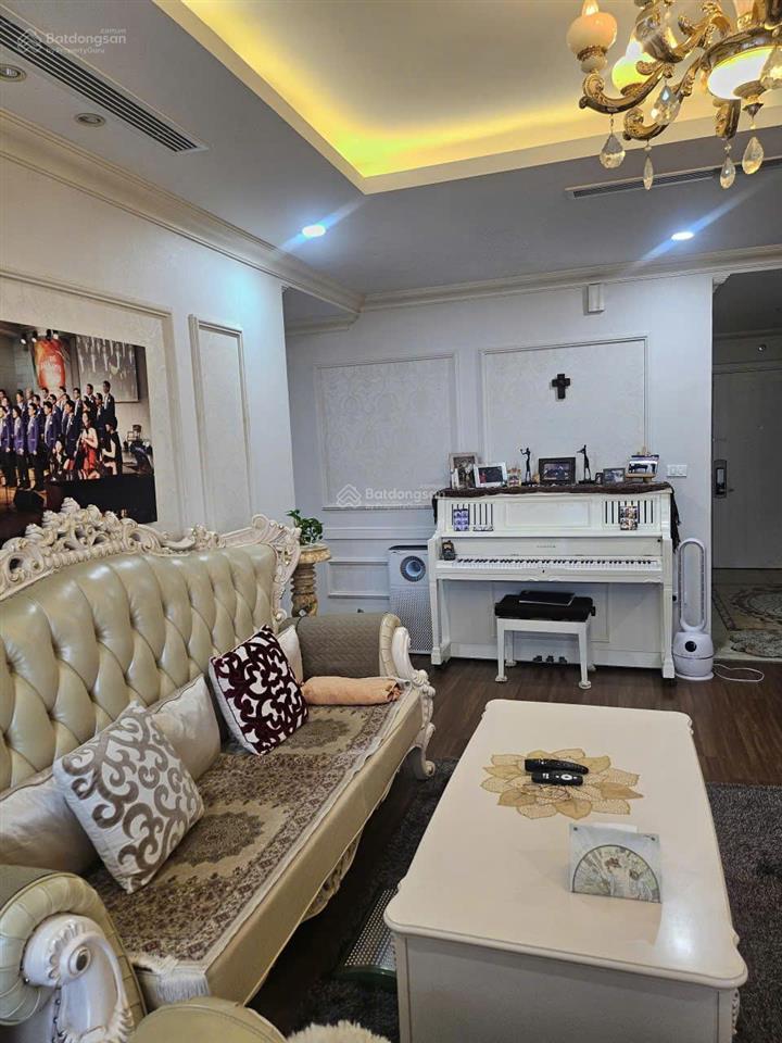 Bán căn hộ 3pn goldmark city, view đẹp, giá cực chất 13,5 tỷ, 161 m2 tại hồ tùng mậu, bắc từ liêm