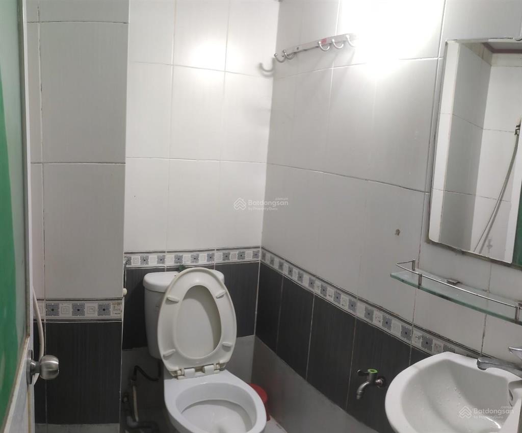 Cho thuê nhà mặt phố 258 cao lỗ, 35 triệu, 80m2, 7pn, 7wc, 3 tầng