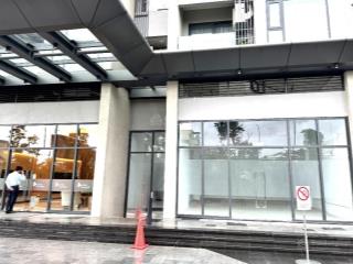 Cho thuê shophouse chung cư cạnh sảnh ra vàomasteri west height