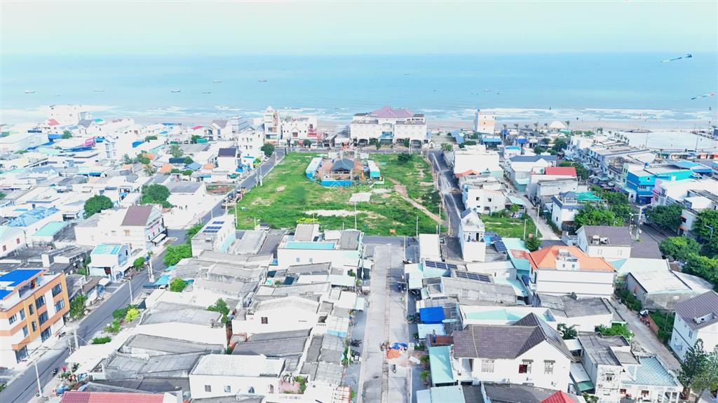 Bán gấp 100m2(5x20m) trung tâm phước hải, sát chợ, sát quảng trường thuận tiện làm khách sạn