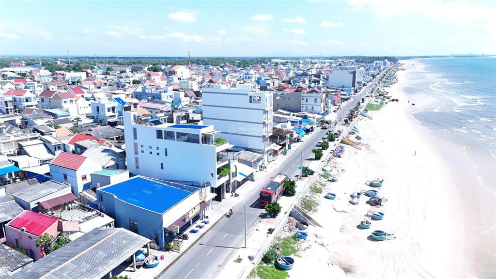 Vị trí siêu vip 54m2, ngang 5m, view trực diện biển, mặt tiền bờ kè, kinh doanh, khách sạn