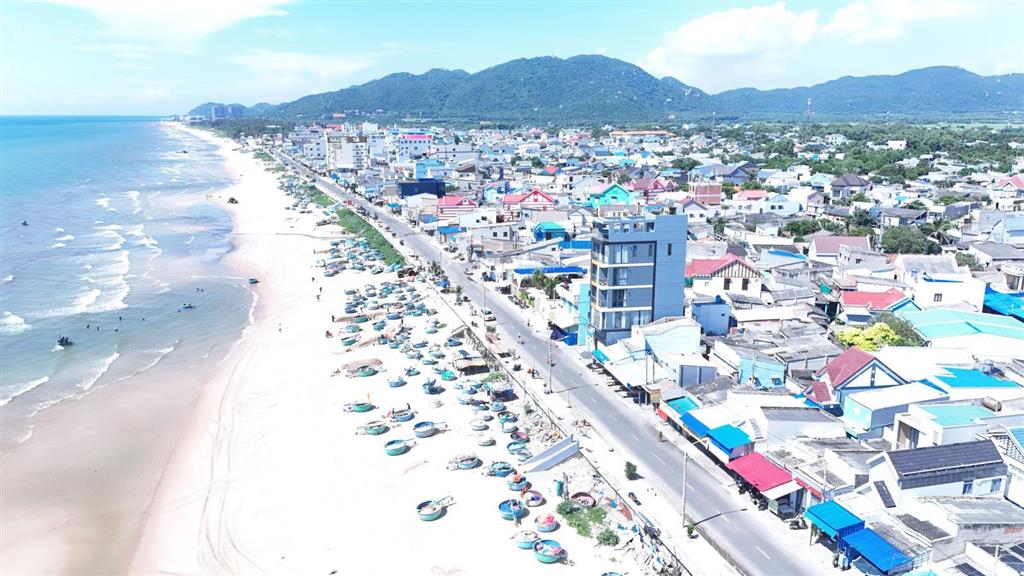 Vị trí siêu vip 54m2, ngang 5m, view trực diện biển, mặt tiền bờ kè, kinh doanh, khách sạn