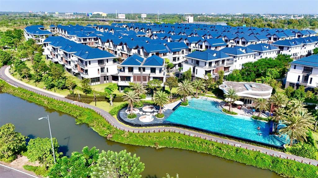 Bán gấp biệt thự view hồ 200m2 tại khu đô thị id junction, 15,6tỷ vnd