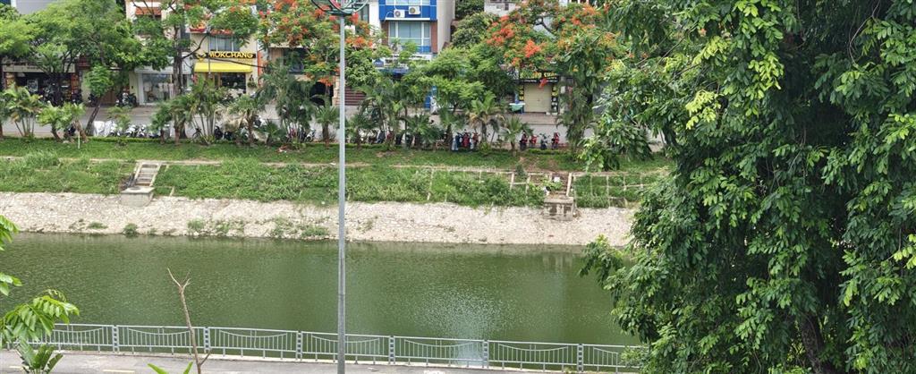 Chủ nhà cho thuê cửa hàng tại đường láng, láng thượng, đống đa, hà nội