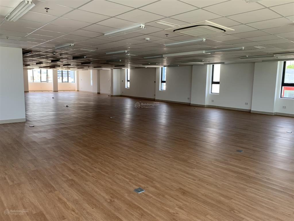 Cho thuê gấp văn phòng 191 lê lợi, 77 triệu, 270 m2, 2wc, 9 tầng, tây, đà nẵng