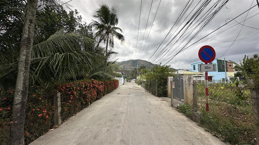 Bán đất mặt tiền xuân sơn vĩnh trung nha trang, cách đường võ nguyên giáp chỉ 200m, giá tốt đầu tư