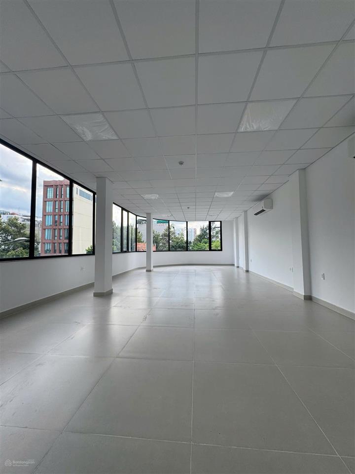 Cho thuê văn phòng dt 5x20m, hầm trệt 3 lầu dtsd 343m² mt đường lê hữu kiều  0948 888 ***