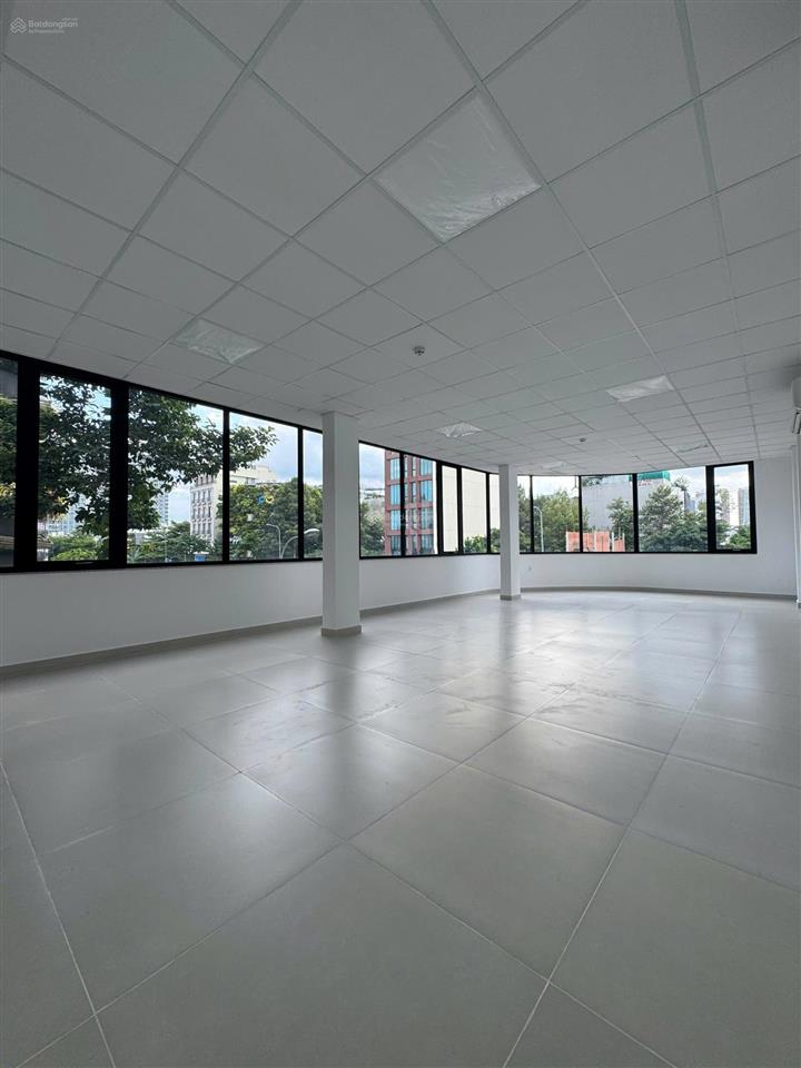Cho thuê văn phòng dt 5x20m, hầm trệt 3 lầu dtsd 343m² mt đường lê hữu kiều  0948 888 ***