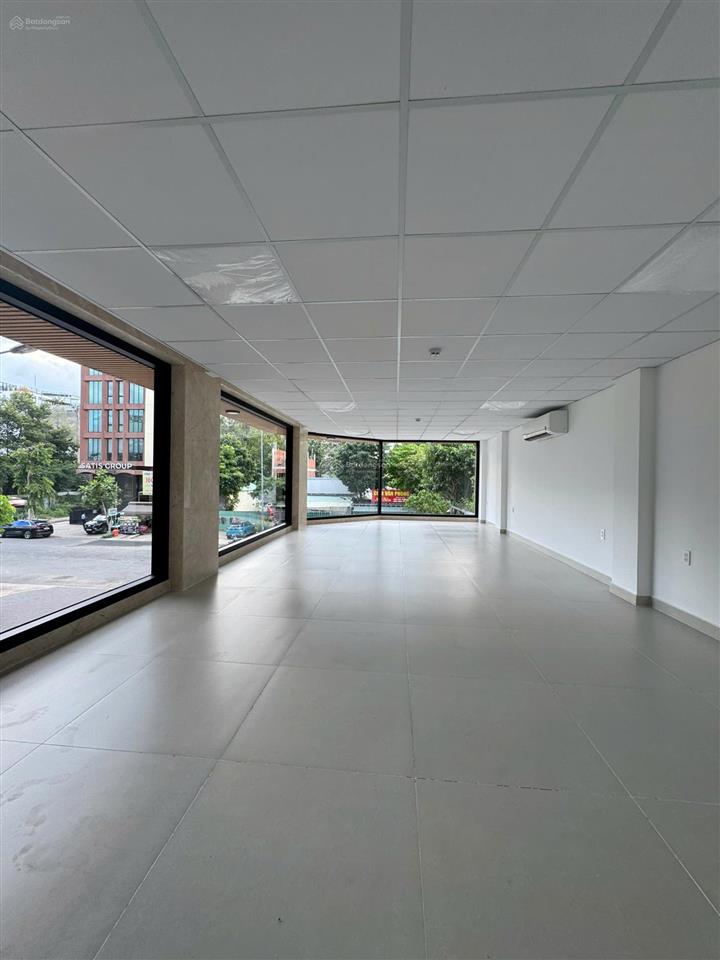 Cho thuê văn phòng dt 5x20m, hầm trệt 3 lầu dtsd 343m² mt đường lê hữu kiều  0948 888 ***