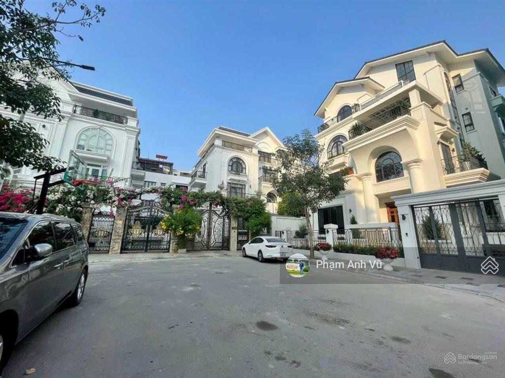 Bán nền bt (14x20m) dtsd 572m2 giá 260tr/m2 thương lượng sg mystery villa quận 2  0948 888 ***