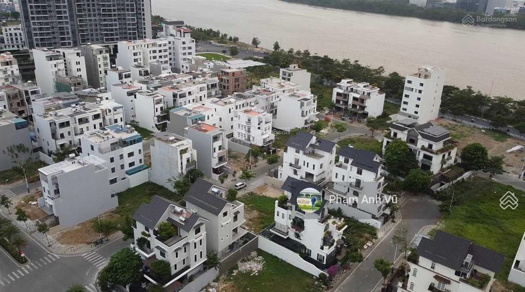 Bán nền bt (14x20m) dtsd 572m2 giá 260tr/m2 thương lượng sg mystery villa quận 2  0948 888 ***