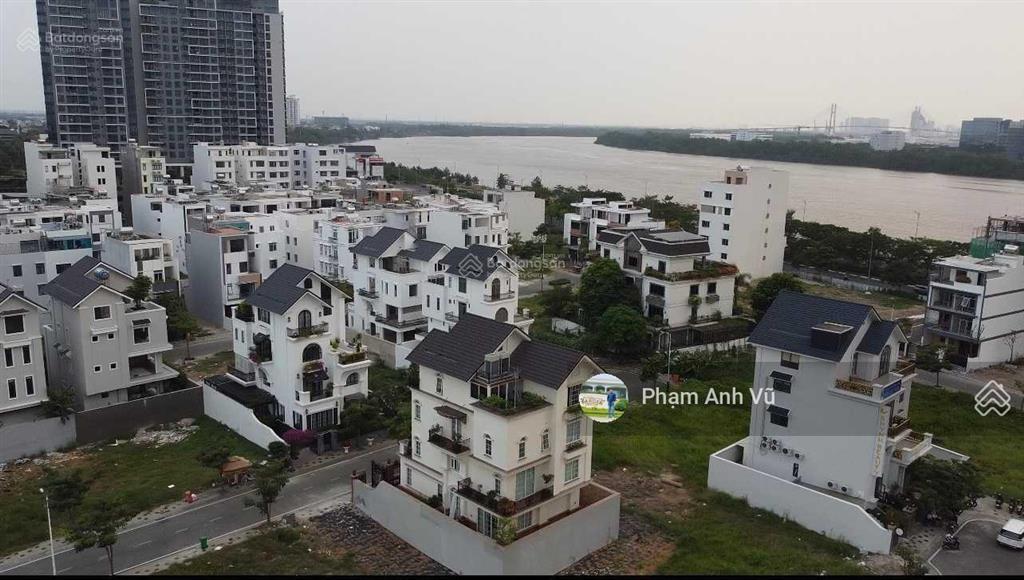 Bán nền bt (14x20m) dtsd 572m2 giá 260tr/m2 thương lượng sg mystery villa quận 2  0948 888 ***