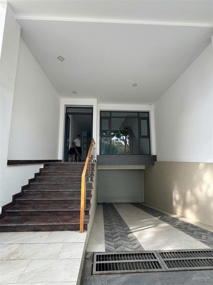 Bán np 5x20m giá 30.5 tỷ tl thạnh mỹ lợi  quận 2 sài gòn mystery villas  0948 888 ***