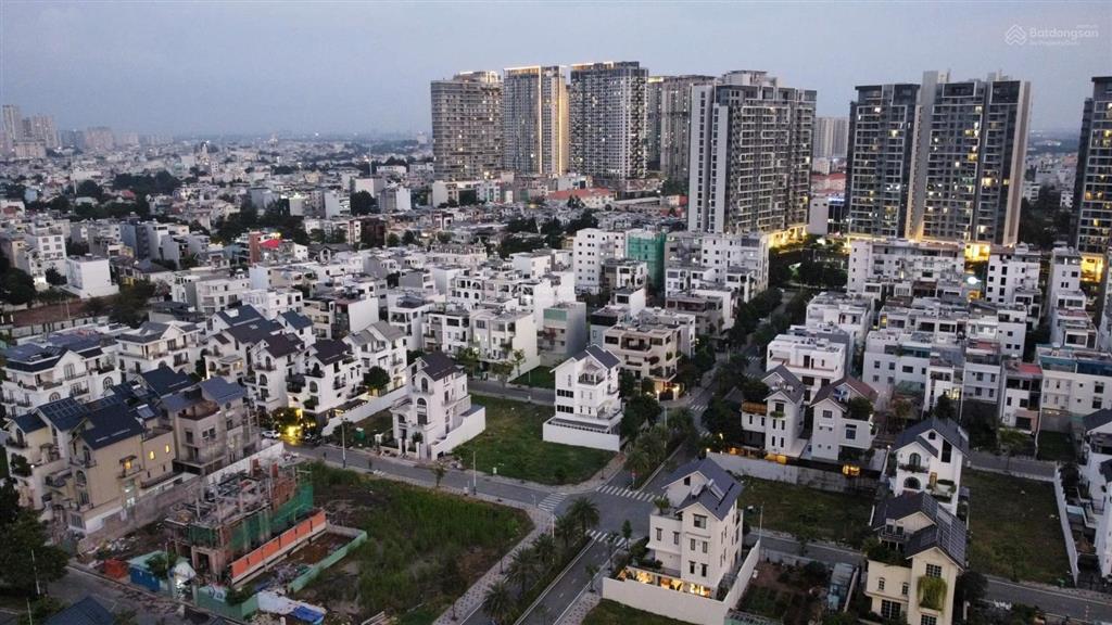 Bán nhà phố (9x18m) hướng đông nam, 39 tỷ tl, quận 2  saigon mystery villas  0948 888 ***